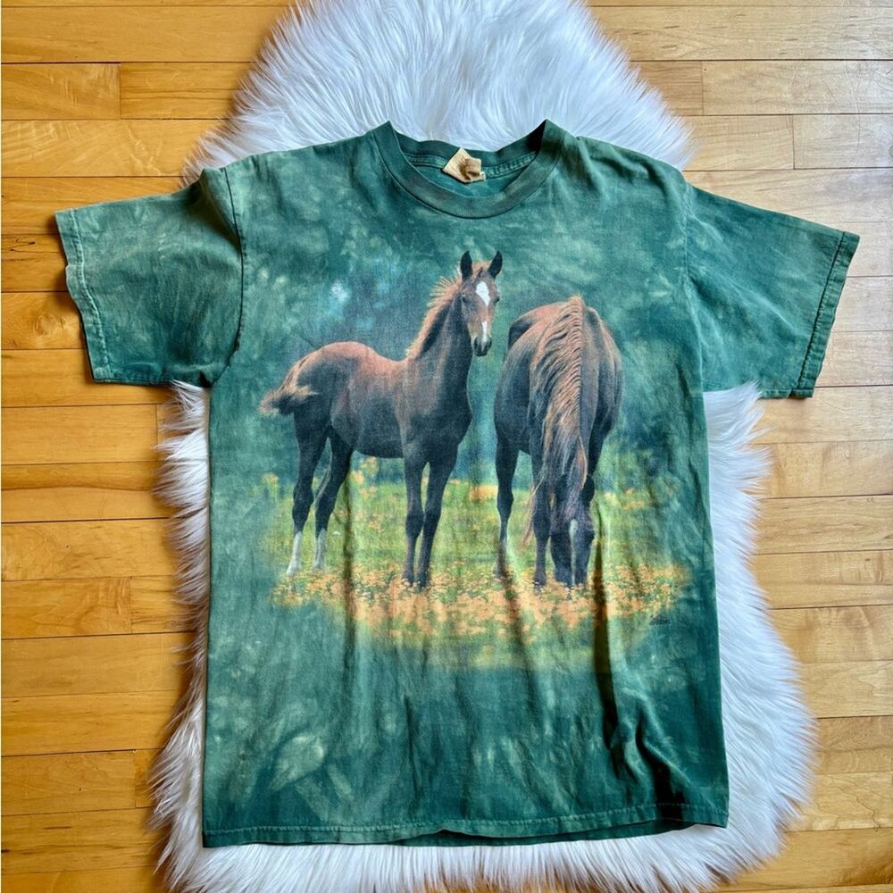 The Mountain Vintage Horse Graphic Green Tie-Dye Short Sleeve T-Shirt | M